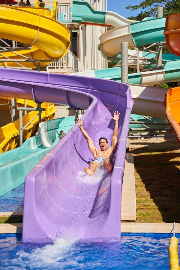 Gran Evenia Bijao Hotel Санта Клара Екстериор снимка A water slide