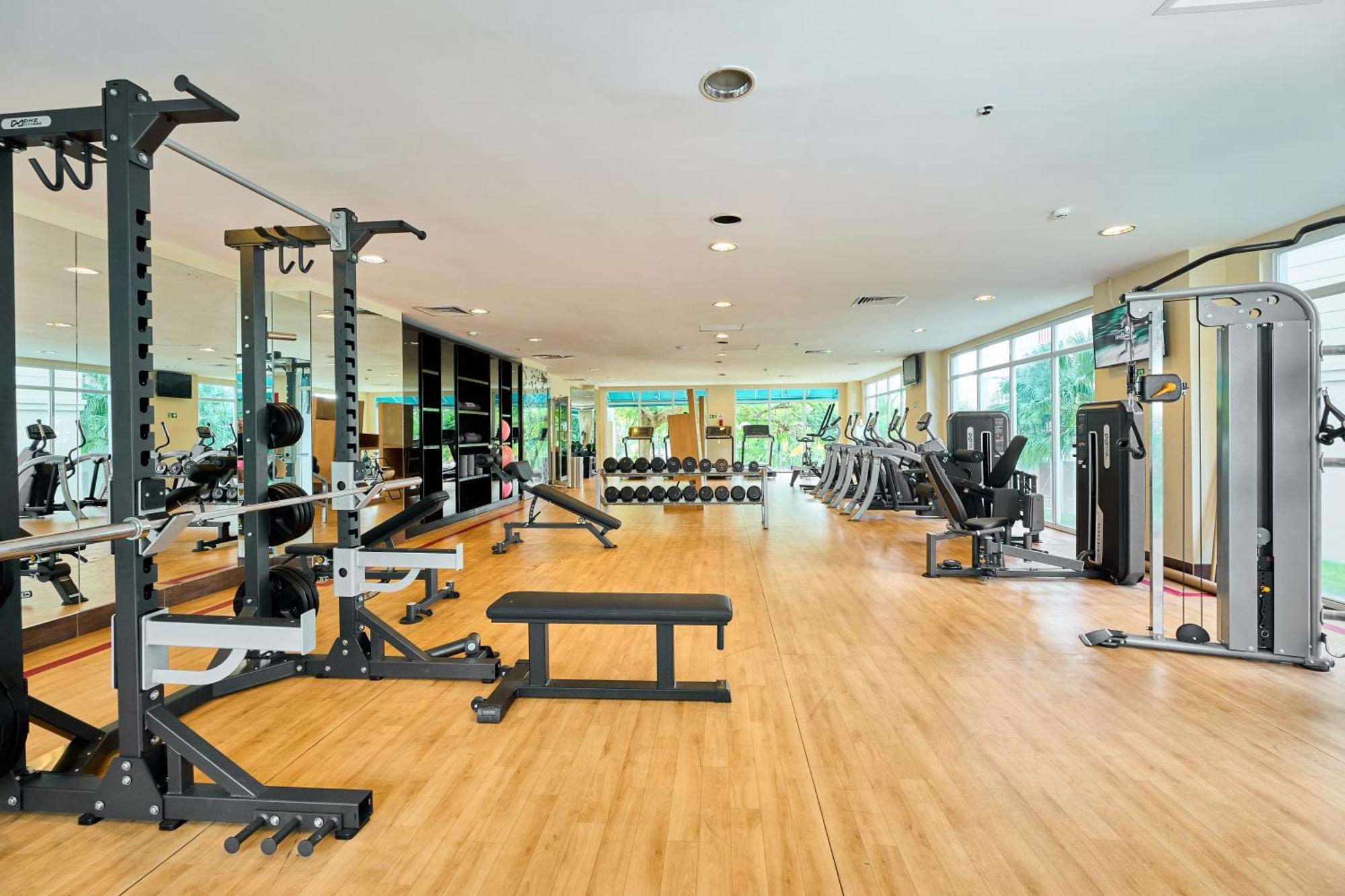 Gran Evenia Bijao Hotel Санта Клара Екстериор снимка A gym in a hotel