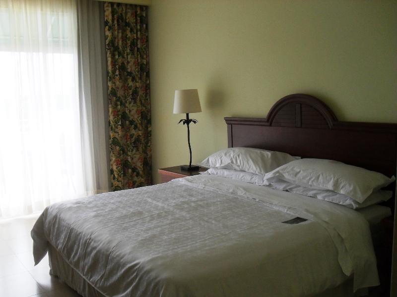 Gran Evenia Bijao Hotel Санта Клара Екстериор снимка A bedroom