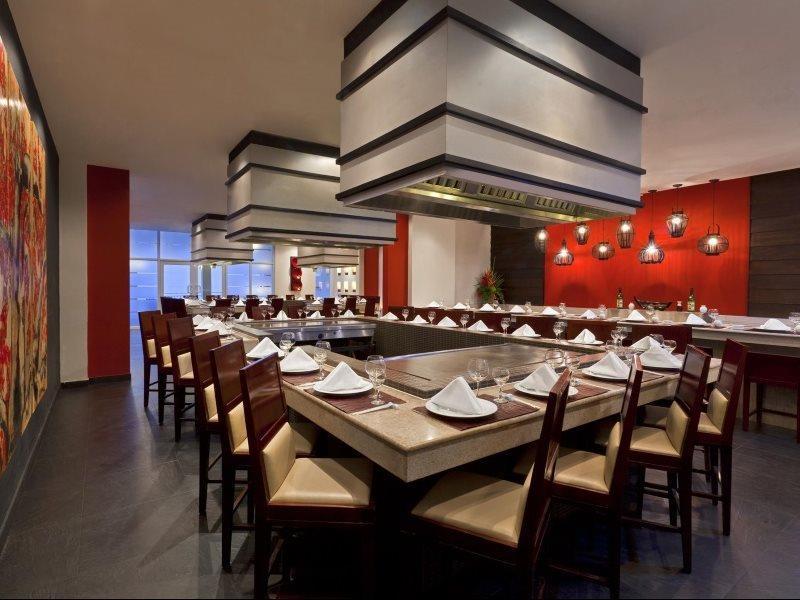 Gran Evenia Bijao Hotel Санта Клара Екстериор снимка The restaurant